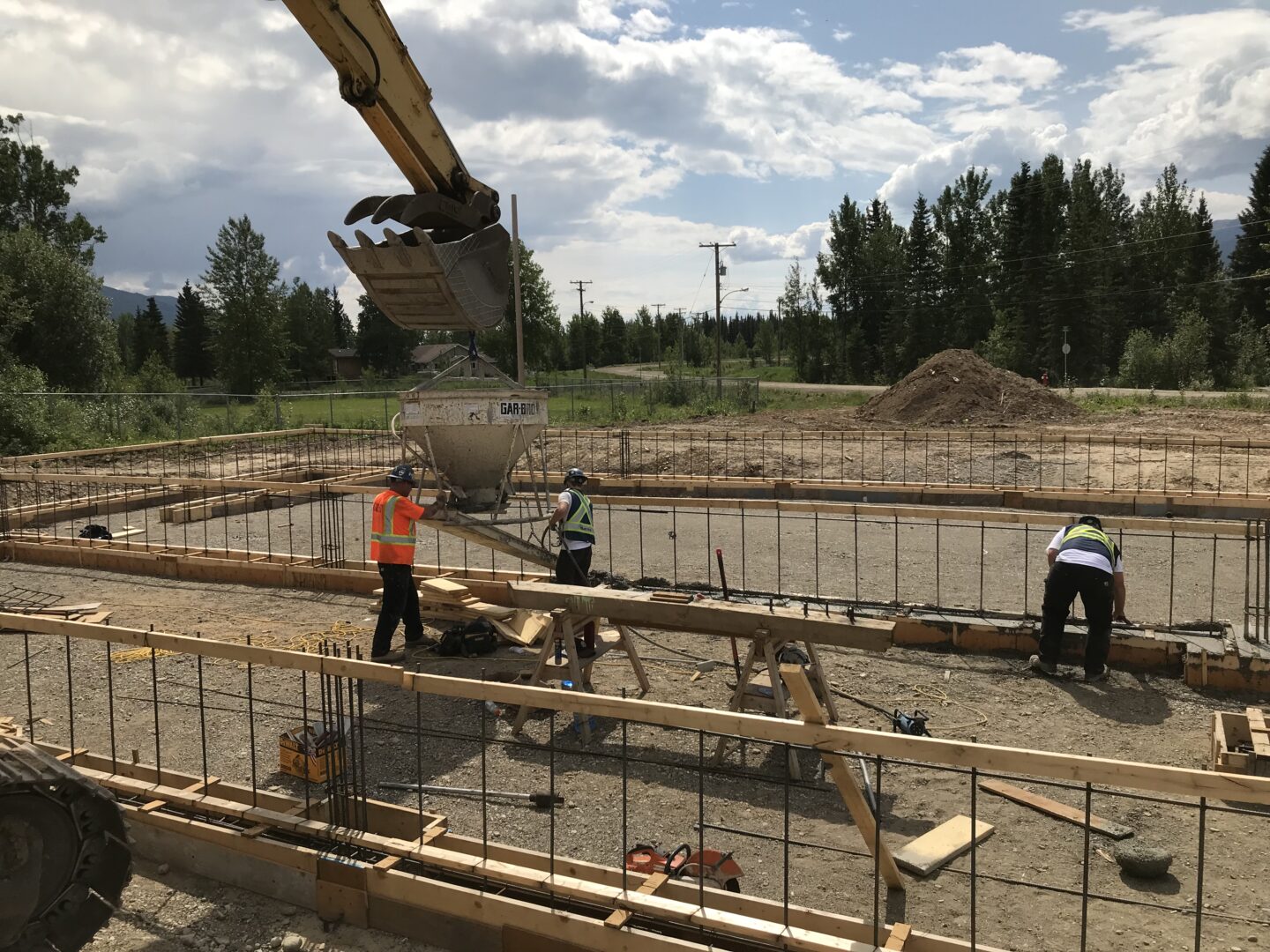 Industra Kwadacha First Nation Emergency Medical Services Building and Adult Learning Centre (Design Build)